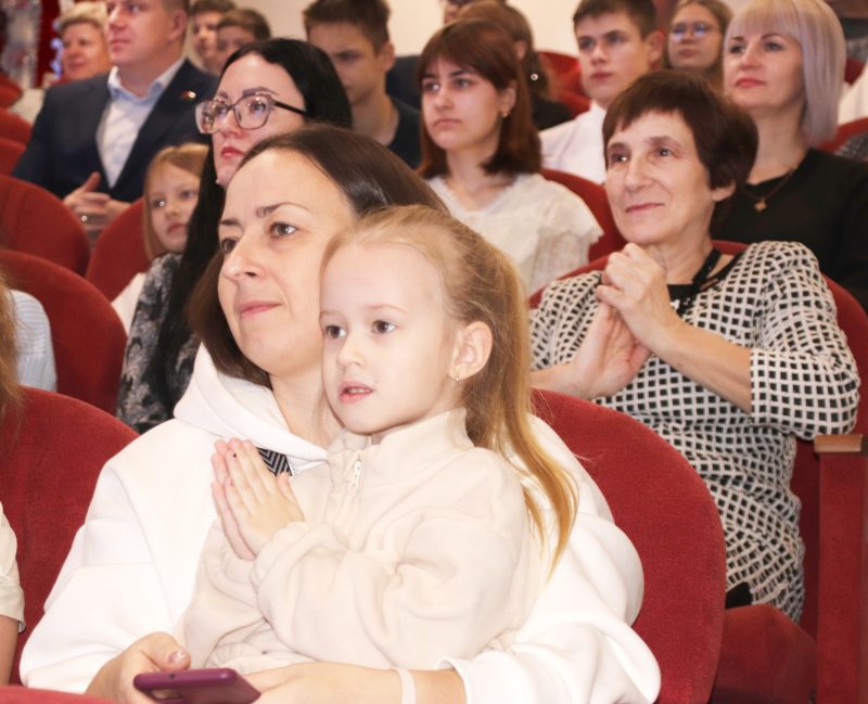 ФОТОФАКТ: В настоящую сказку попали юные костюковчане