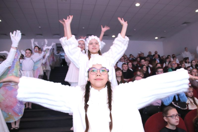 ФОТОФАКТ: В настоящую сказку попали юные костюковчане