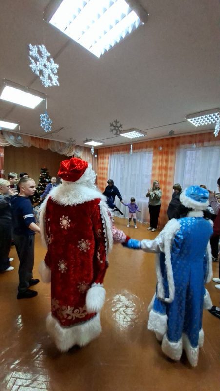 Благотворительную акцию "Профсоюзы - детям" провел Костюковичский жилкоммунхоз