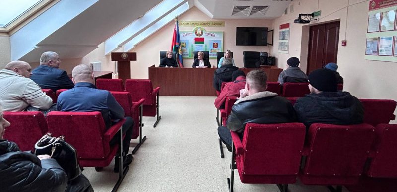 Все за работу! Как в Костюковичах содействуют занятости населения