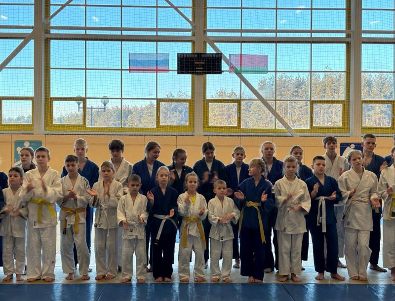 ФОТОФАКТ: Открытый Рождественский турнир по дзюдо среди юношей и девушек прошел в Костюковичах