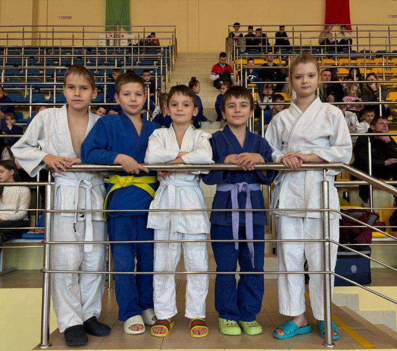 ФОТОФАКТ: Открытый Рождественский турнир по дзюдо среди юношей и девушек прошел в Костюковичах