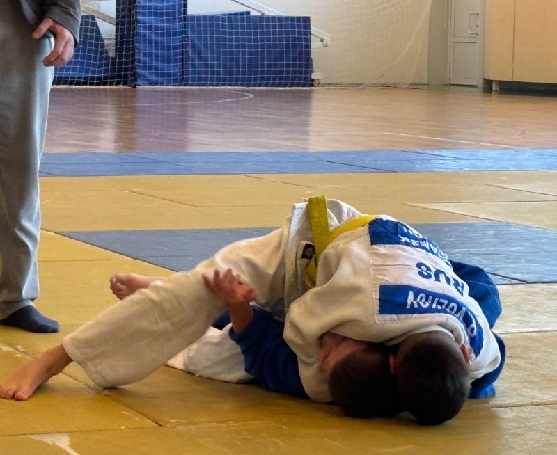 ФОТОФАКТ: Открытый Рождественский турнир по дзюдо среди юношей и девушек прошел в Костюковичах