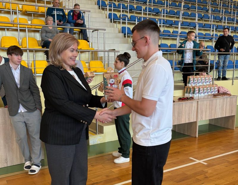 ФОТОФАКТ: Открытый Рождественский турнир по дзюдо среди юношей и девушек прошел в Костюковичах