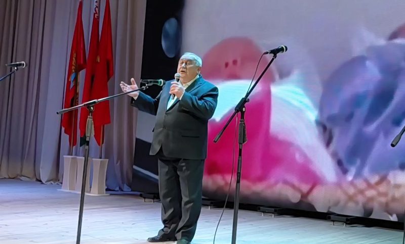 ФОТОФАКТ: Народный хор ветеранов труда отметил 45-ти летний юбилей на сцене РЦК