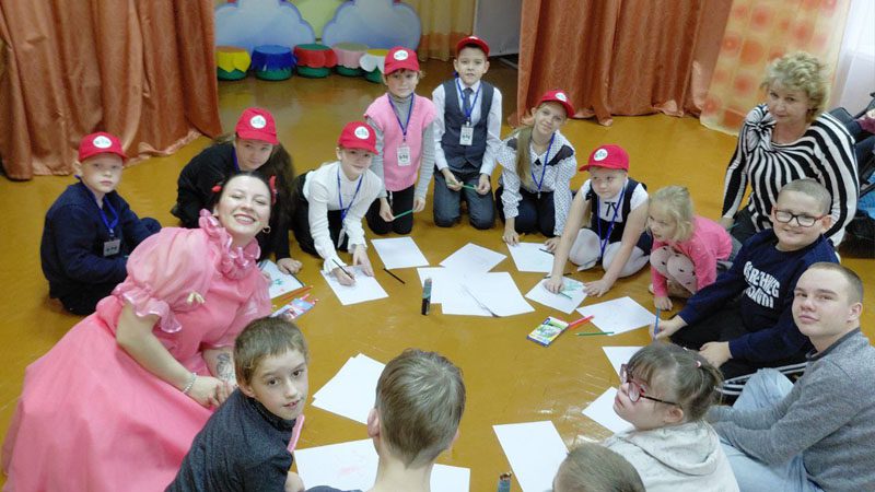 Праздник в ЦКРОиР благодаря юным блогерам-волонтерам Костюковщины Праздник в ЦКРОиР благодаря юным блогерам-волонтерам Костюковщины