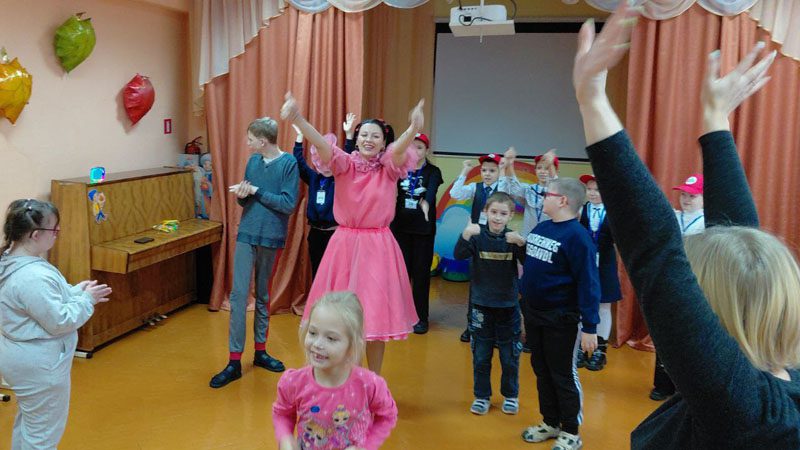 Праздник в ЦКРОиР благодаря юным блогерам-волонтерам Костюковщины Праздник в ЦКРОиР благодаря юным блогерам-волонтерам Костюковщины