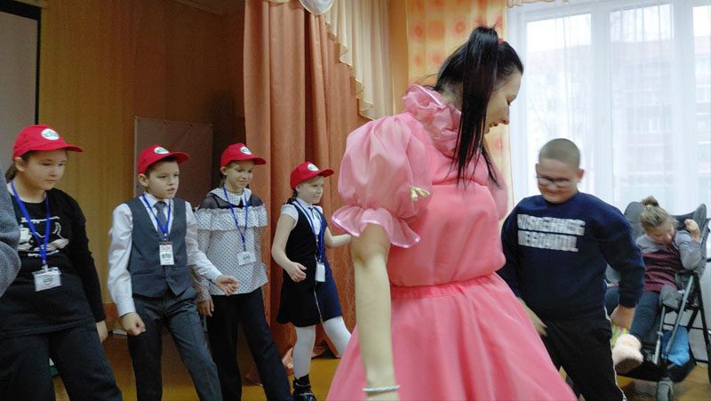 Праздник в ЦКРОиР благодаря юным блогерам-волонтерам Костюковщины Праздник в ЦКРОиР благодаря юным блогерам-волонтерам Костюковщины