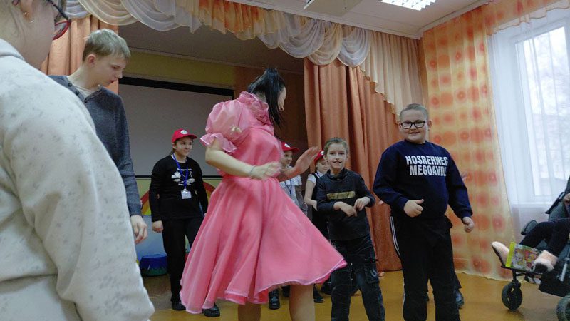 Праздник в ЦКРОиР благодаря юным блогерам-волонтерам Костюковщины Праздник в ЦКРОиР благодаря юным блогерам-волонтерам Костюковщины