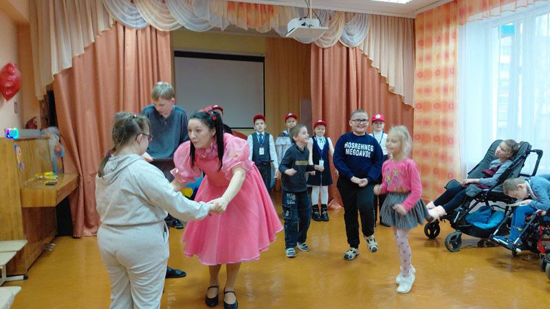 Праздник в ЦКРОиР благодаря юным блогерам-волонтерам Костюковщины Праздник в ЦКРОиР благодаря юным блогерам-волонтерам Костюковщины