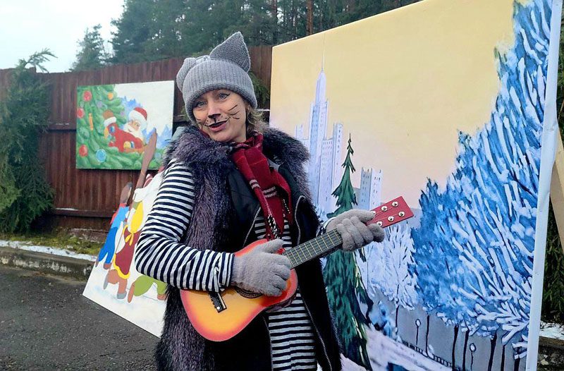 Резиденция Деда Мороза в агр. Крапивня распахнула двери для юных гостей