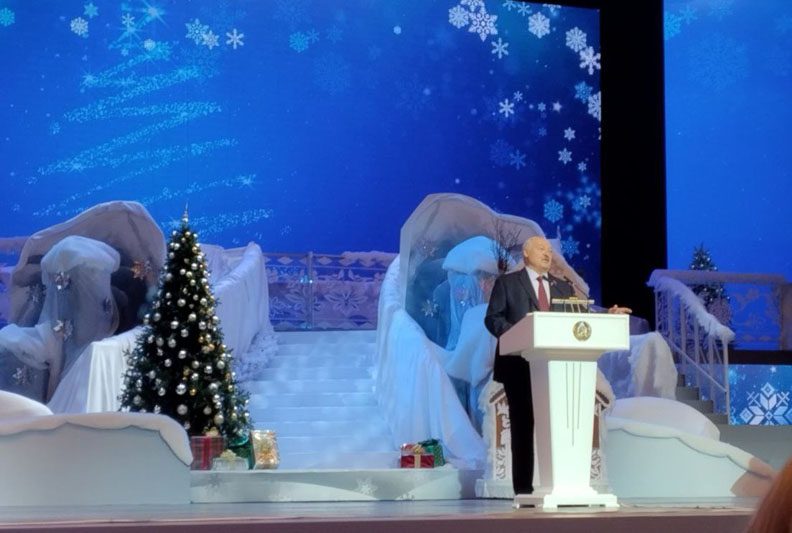 Юная костюковчанка Ангелина Михальченко побывала на главной елке страны