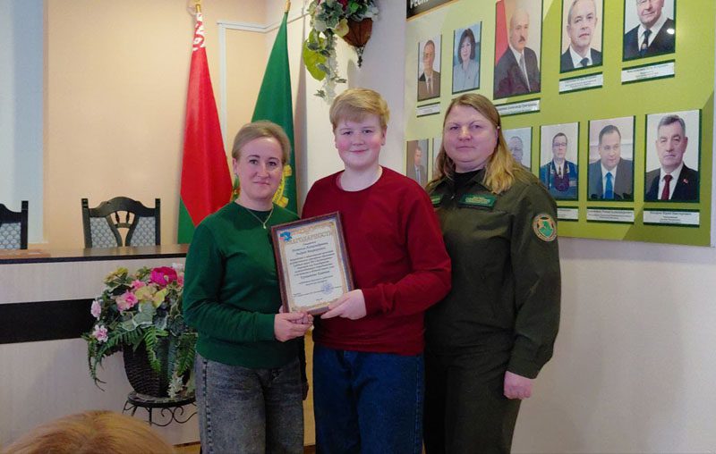 Профсоюзная организация Костюковичского лесхоза подвела итоги предновогоднего конкурса и отметила лучшие семьи