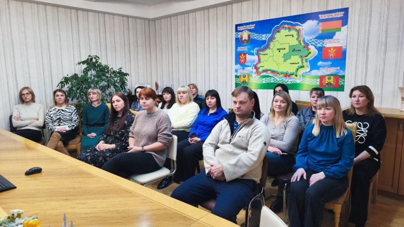 На базе ОАО «Белорусский цементный завод» состоялось "Родительское НЕсобрание"