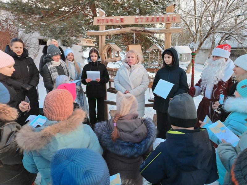 В Костюковичах открылась столовая для пернатых