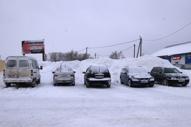 Коллективами, дворами, семьями: как костюковчане боролись с циклоном "Улли"