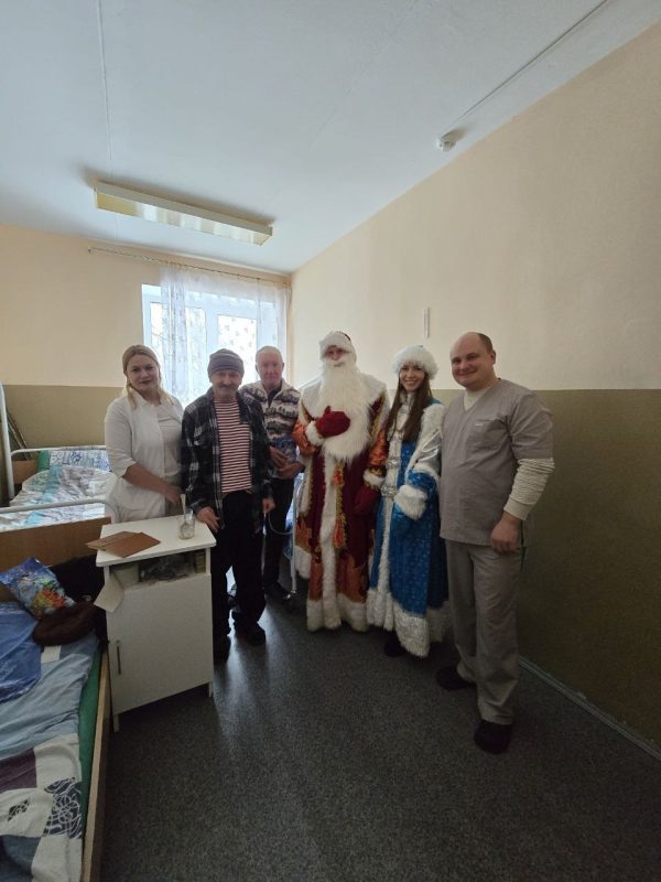 Молодые заводчане приняли участие в акции "От всей души"