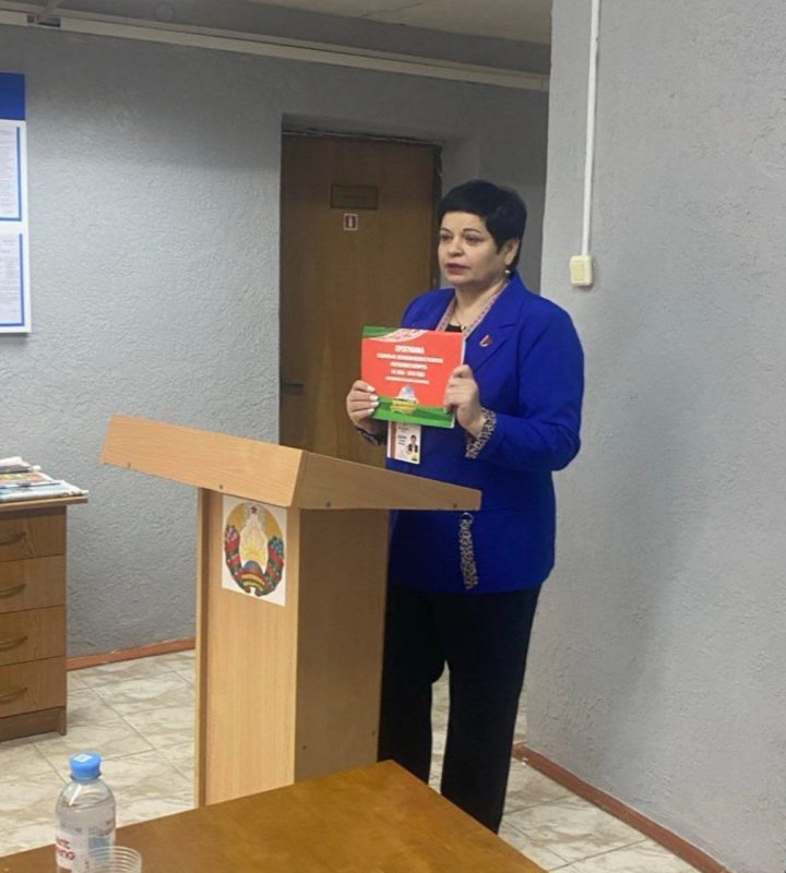 Делегаты VII Всебелорусского народного собрания встретились с трудовыми коллективами