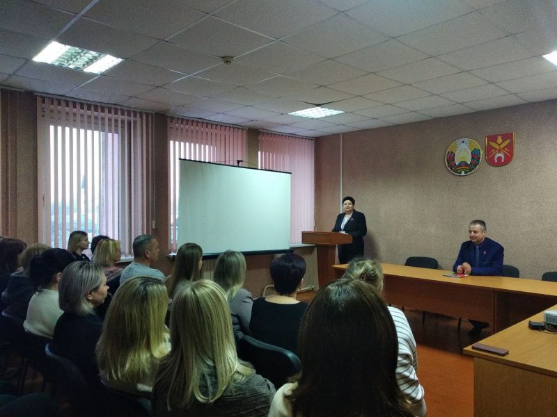 Делегаты VII Всебелорусского народного собрания встретились с трудовыми коллективами