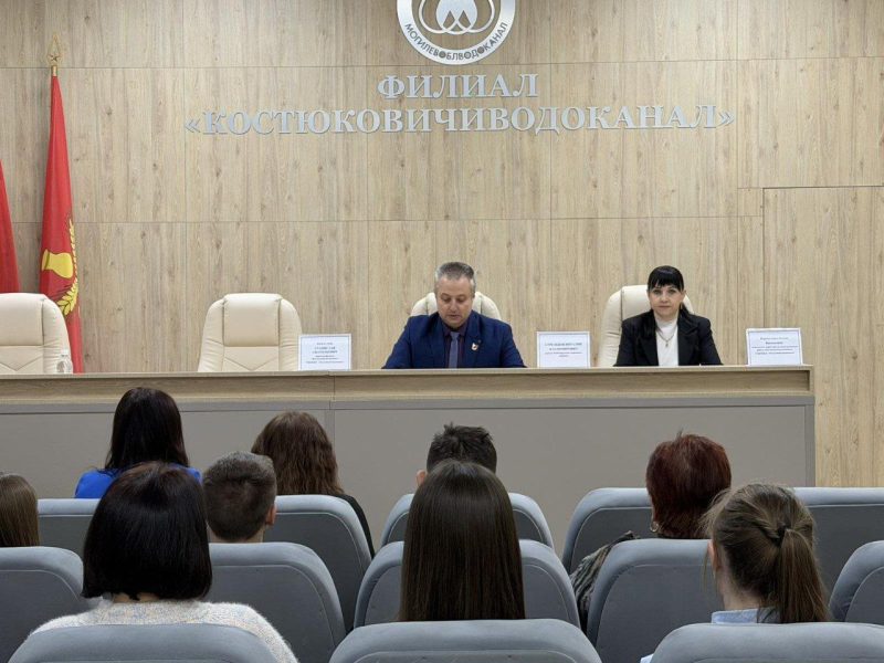 Делегаты VII Всебелорусского народного собрания встретились с трудовыми коллективами