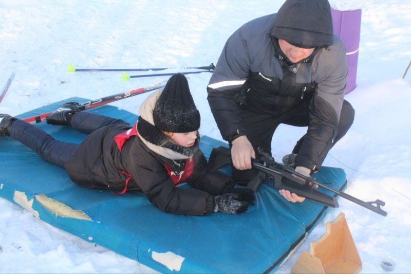 «Снежный снайпер» определил сильнейших юных биатлонистов в Костюковичах