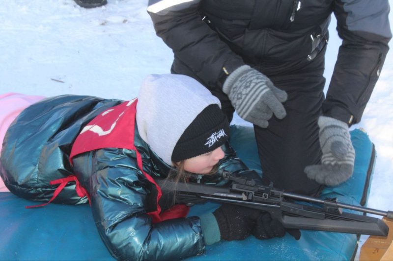 «Снежный снайпер» определил сильнейших юных биатлонистов в Костюковичах