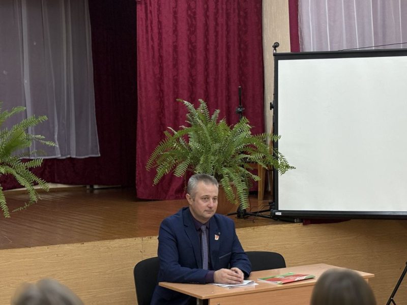 Продолжаются встречи делегатов VII Всебелорусского народного собрания с трудовыми коллективами