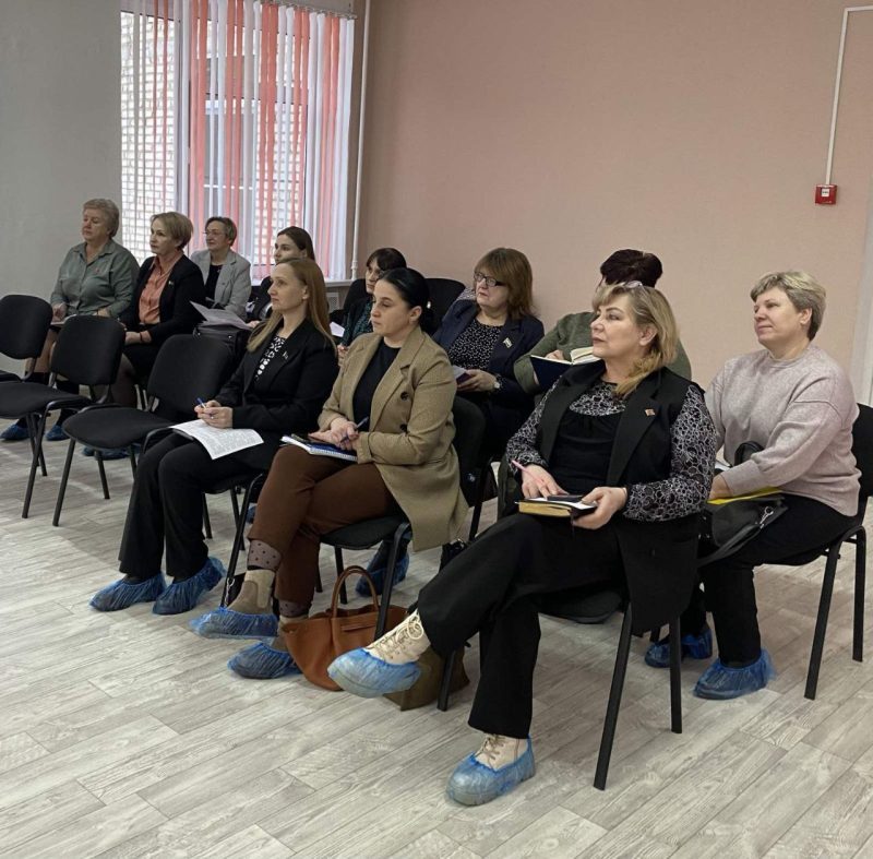 Семинар-практикум по вопросам питания дошкольников прошел в Костюковичах