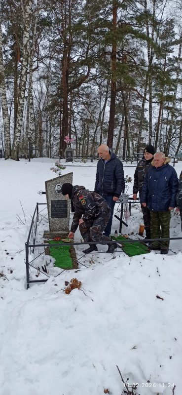 Воины-интернационалисты Сергей Парфенов и Сергей Ильенков встретились со школьниками