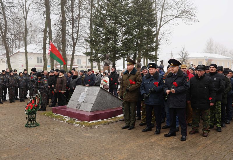 Костюковчане почтили память воинов-интернационалистов