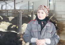 Своим каждодневным нелегким трудом Юлия Борисенко вносит вклад в обеспечение продовольственной безопасности страны