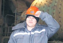 Дмитрий Буянов — машинист мельниц цеха помола цемента ОАО «Белорусский цементный завод»