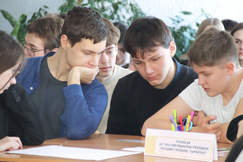 Антинаркотическая акция "Будущее без зависимости: твой выбор сегодня" прошла в Костюковичах