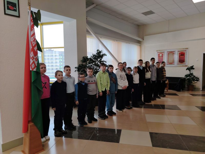 Мы узнали, кто стал победителем в районных соревнованиях по быстрым шахматам среди детей и подростков