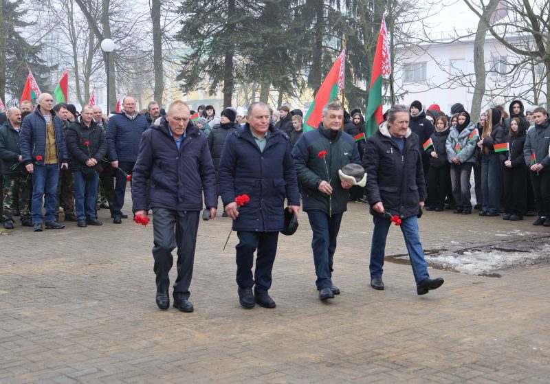 Костюковчане почтили память воинов-интернационалистов