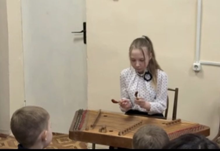 В Костюковичской детской школе искусстве состоялся концерт учащихся первых классов