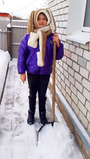 Как бабушка в 86 лет вдохновила молодежь Костюковщины: челлендж в ее поддержку набирает обороты