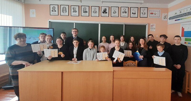 Урок финансовой грамотности «Страховать – себя от бед защищать» прошел в Муринборской средней школе