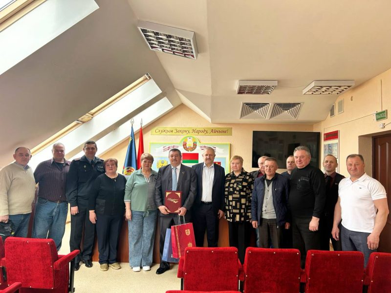 Юбилей ветерана ОВД: поздравления и память о службе