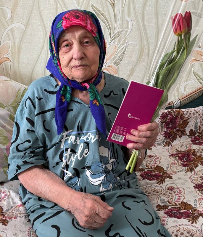 Поздравления с 8 Марта принимали долгожительницы нашего района