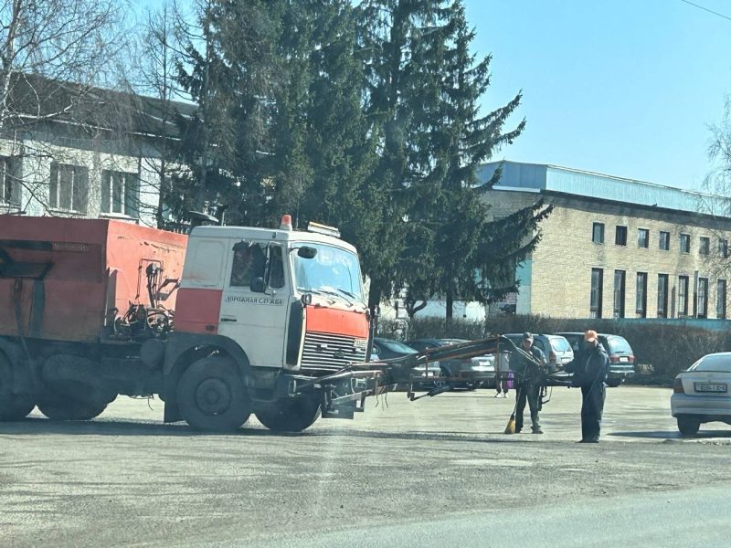 ФОТОФАКТ: в Костюковичах прошел районный субботник