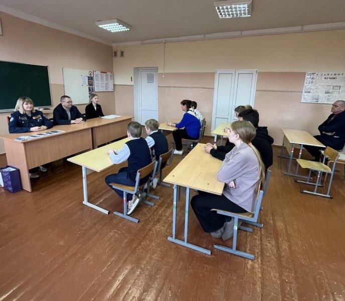 Мероприятия в рамках общественно-правового проекта «Молодежь в праве» продолжаются в Костюковичском районе