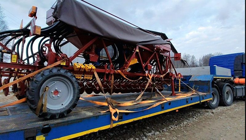 КСУП «Селецкое» от МВД подарена новая сеялка