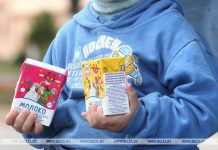 Бесплатное питание для детей до двух лет: условия и порядок получения помощи разъяснили в Минтруда