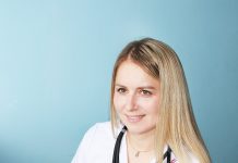 Юлия Казакова — врач с широким спектром знаний