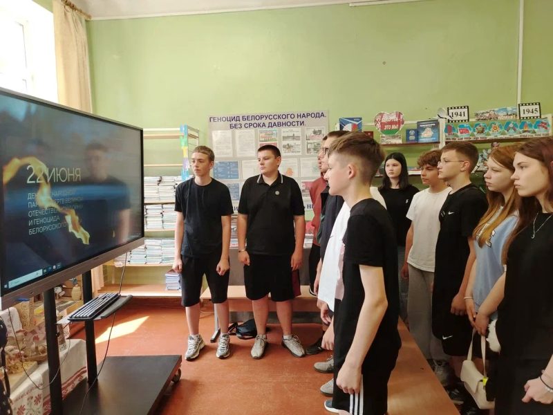 Диалоговая площадка «Беларусь единая» прошла в воспитательно-оздоровительном лагере «Надежда»