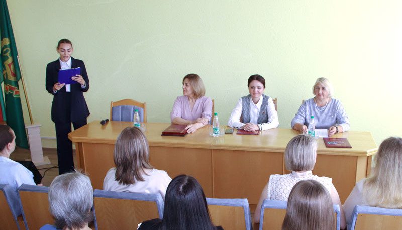 Сотрудников налоговых органов чествовали в Костюковичах
