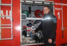 Всегда в полной боевой готовности водитель пожарной машины Сергей Сухорученко