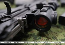 Лукашенко ознакомится с развитием в Беларуси производства боевого стрелкового оружия