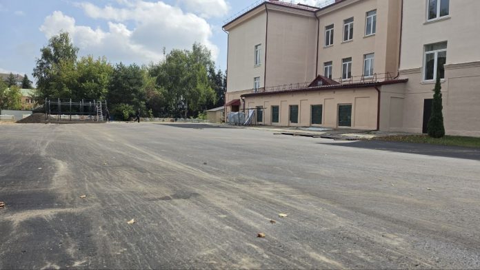 Подарок к новому учебному году получила Костюковичская средняя школа №1